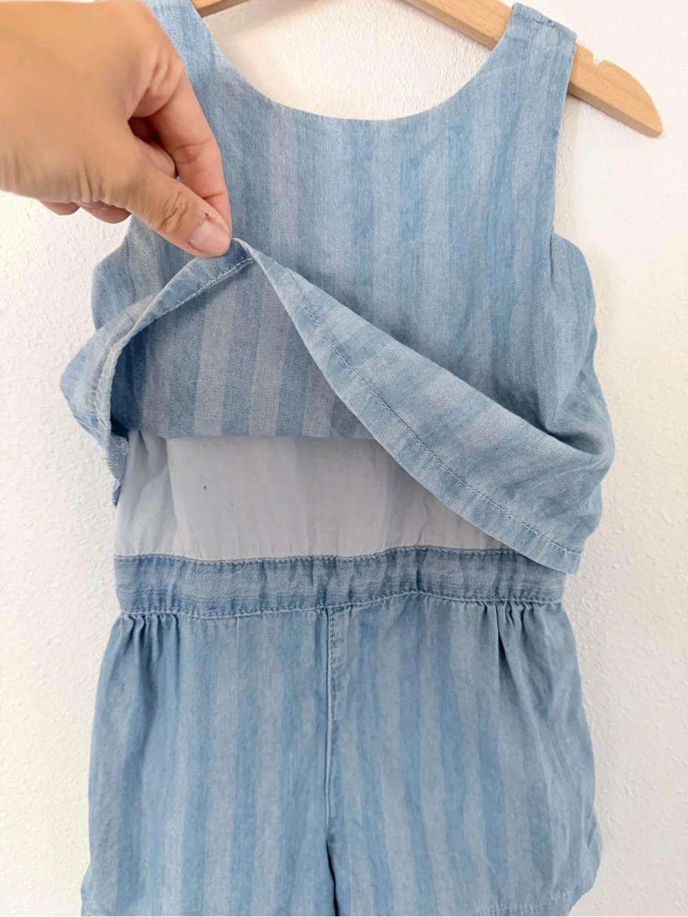 GAP light blue